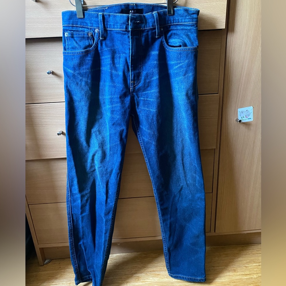 Able rigid denim straight leg, size 28